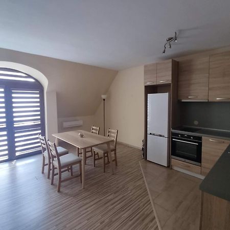 Sapareva Apartments ساباريفا بانيا المظهر الخارجي الصورة