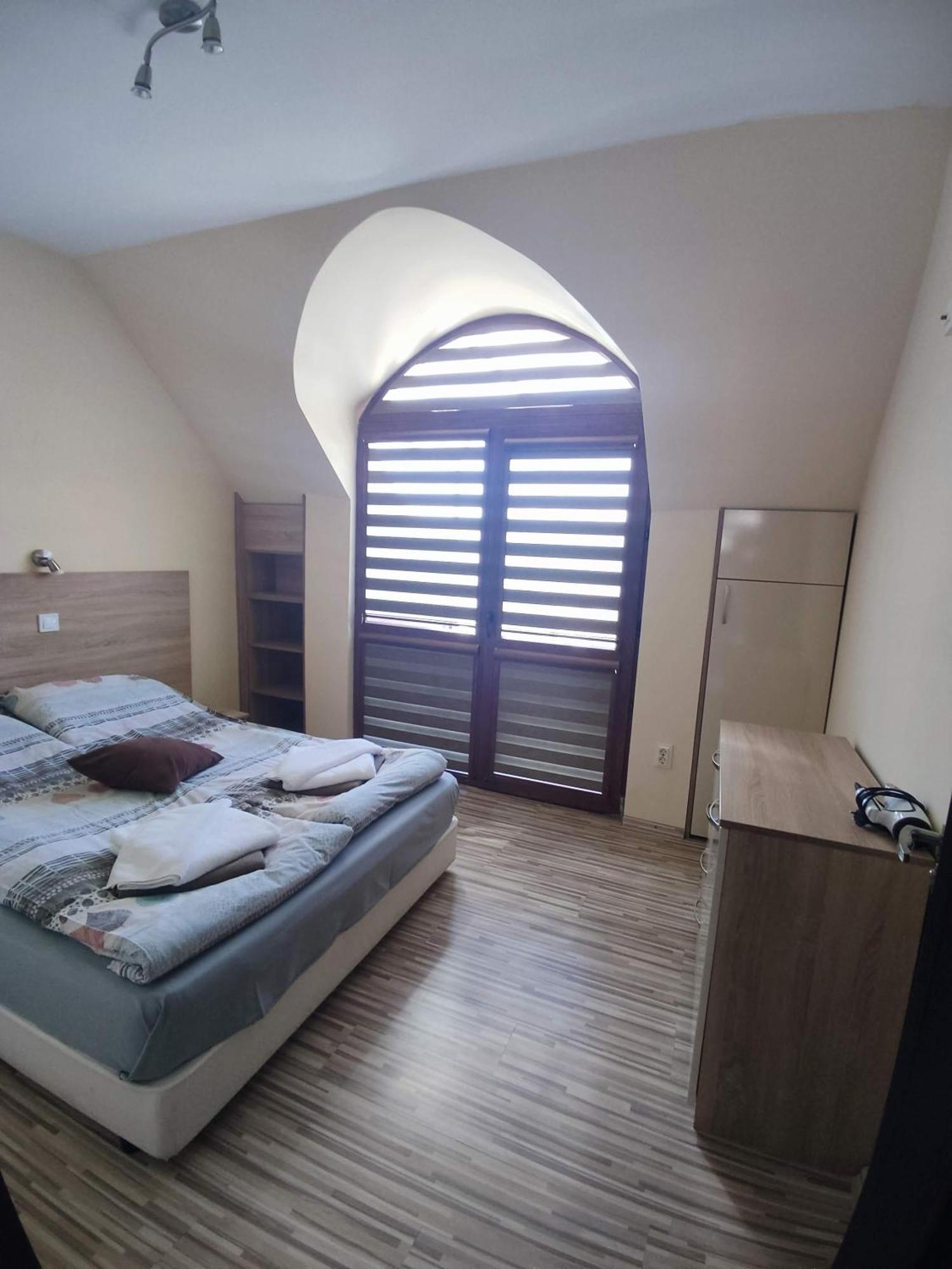Sapareva Apartments ساباريفا بانيا المظهر الخارجي الصورة
