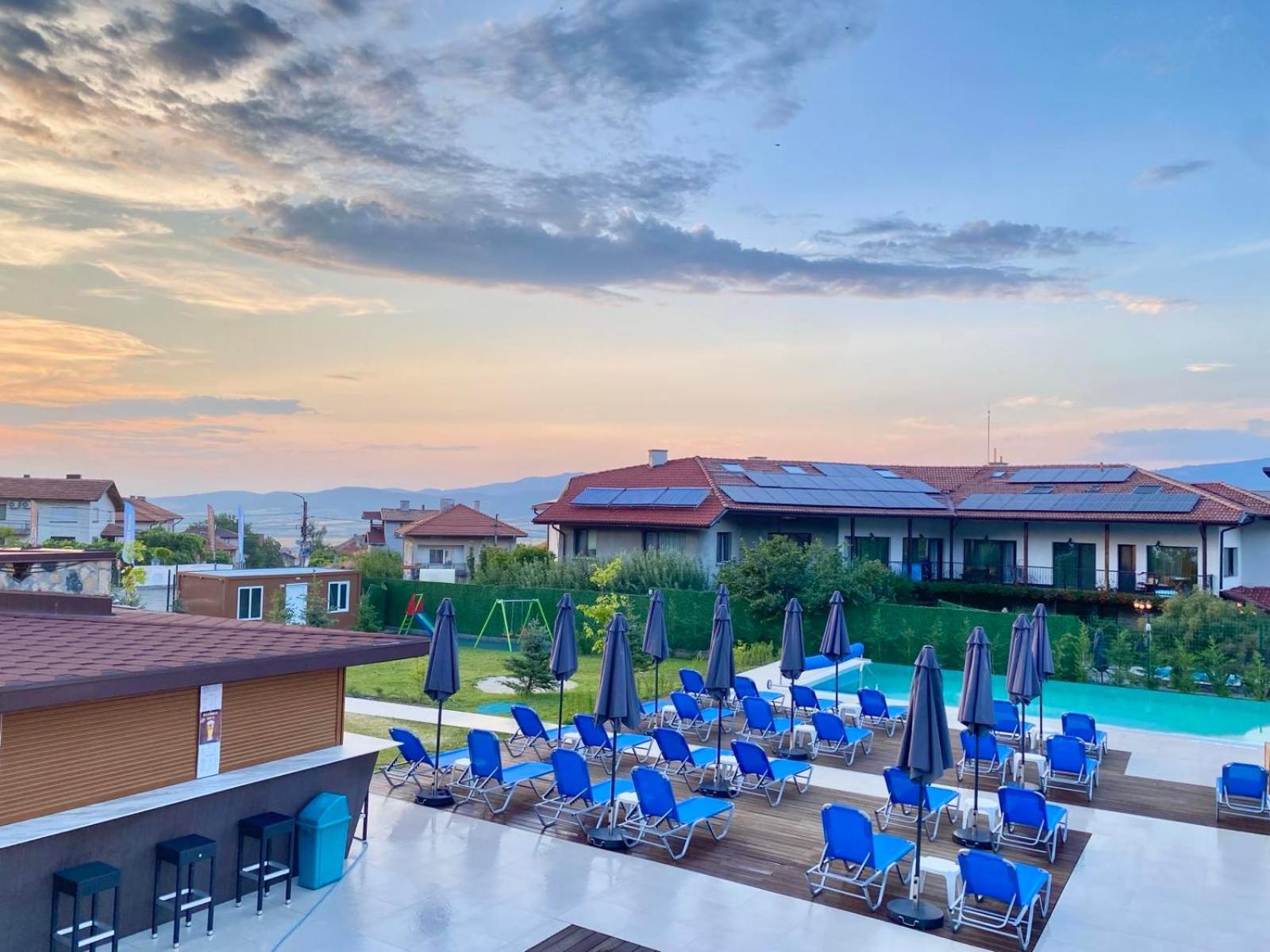 Sapareva Apartments ساباريفا بانيا المظهر الخارجي الصورة